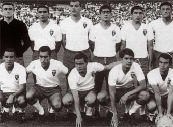 20090326101434-formacion-real-zaragoza-magnificos-campeonesd-copa-ano-1964-agachados-izquierda-derecha-canario.jpg