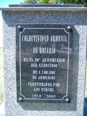 20061201133125-genocidio-armenio-rosario-1.jpg