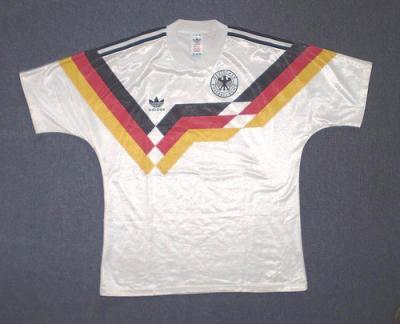 [Imagen: 20091121011955-alemania1990.jpg]